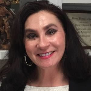 Meet your Posher, Dena